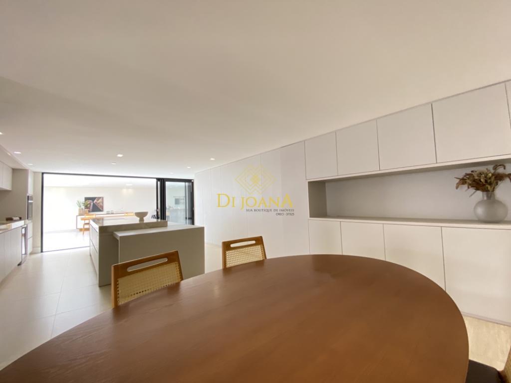 Casa, Ingá Alto, 4 Quartos, 8 Vagas, 4 Suítes