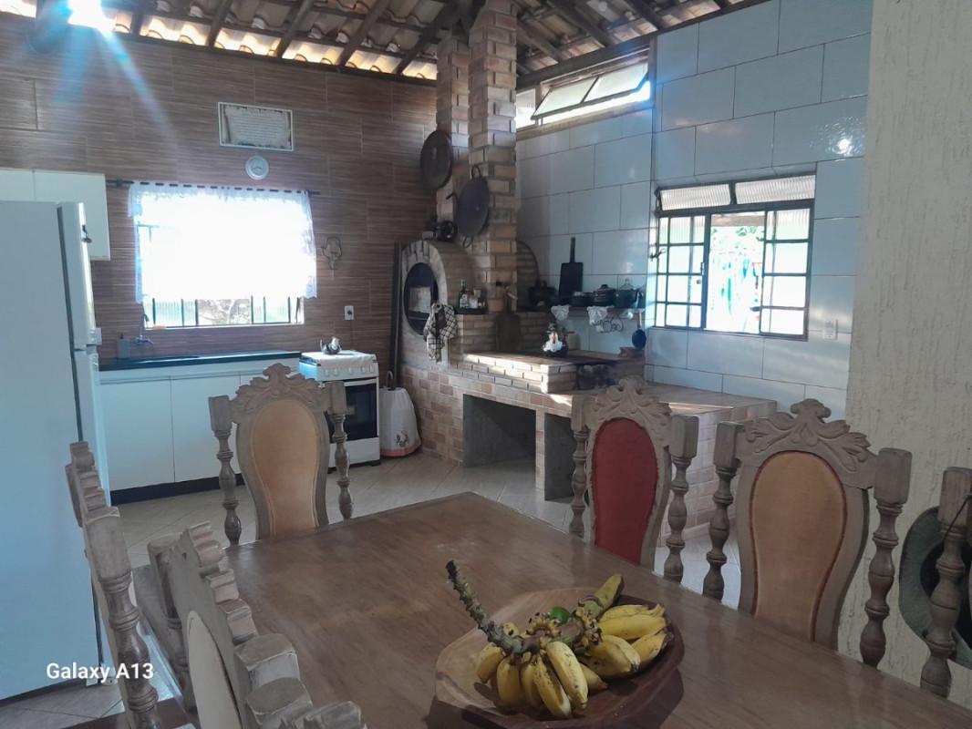 Fazenda, Centro, 3 Quartos, 0 Vaga