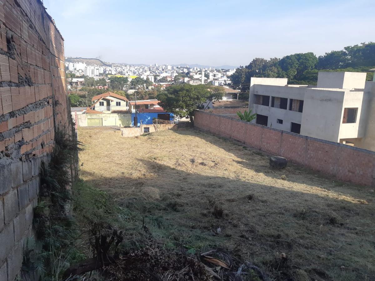 Lote, Bandeirantes (pampulha), 0 Quarto, 0 Vaga