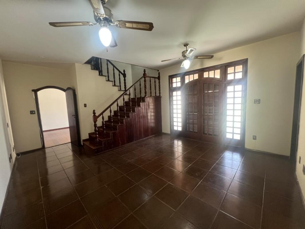 Casa Comercial, São Luiz (pampulha), 4 Quartos, 10 Vagas, 1 Suíte