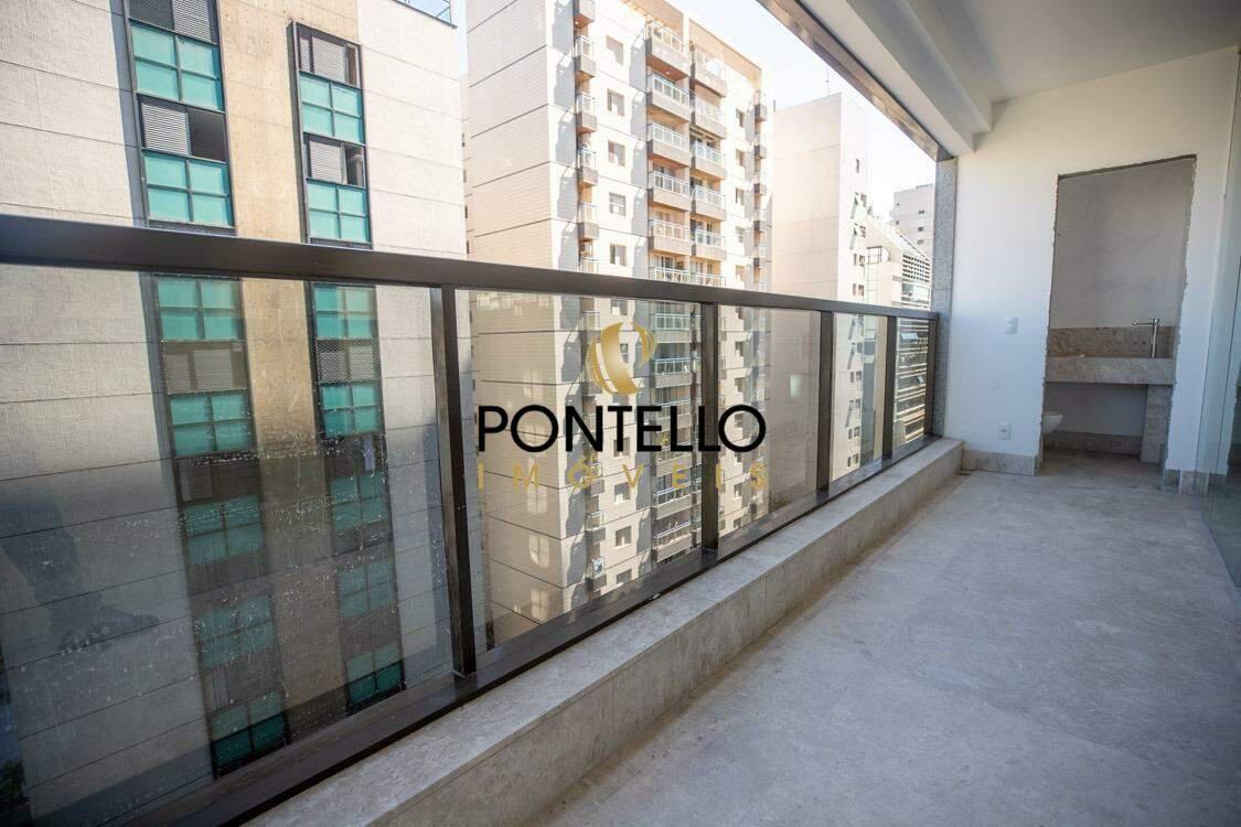 Apartamento, Centro, 4 Quartos, 4 Vagas, 2 Suítes
