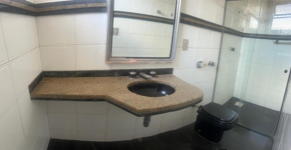 Casa, Centro, 3 Quartos, 0 Vaga, 3 Suítes