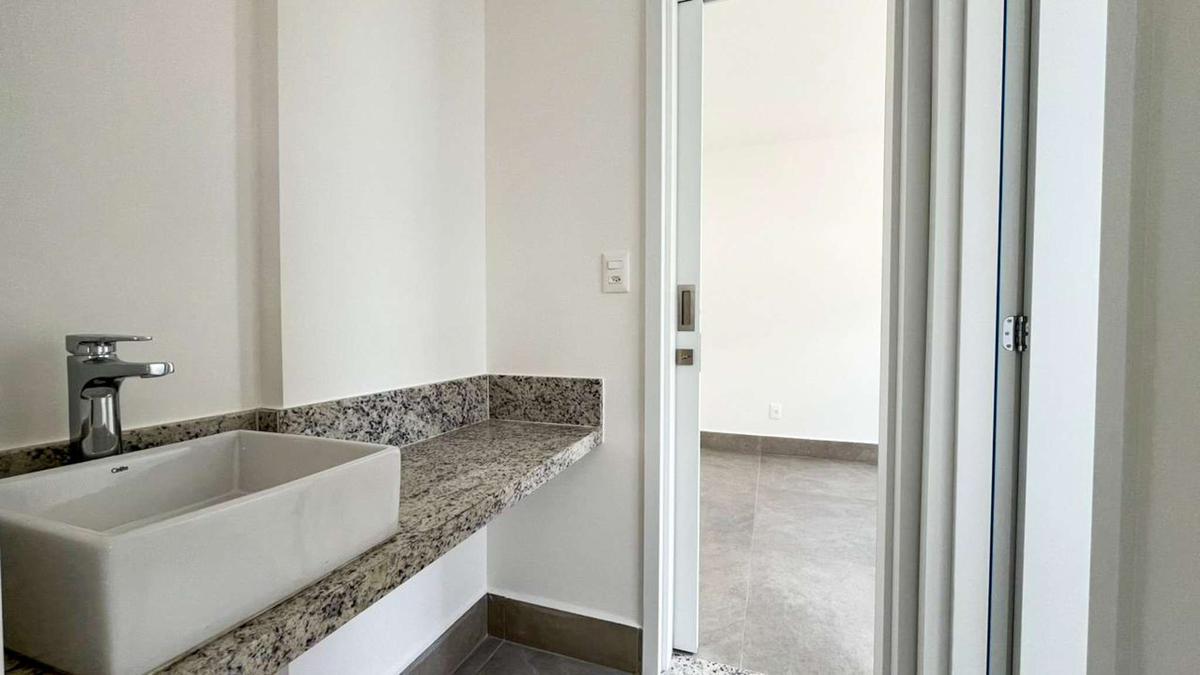 Apartamento, Castelo, 4 Quartos, 3 Vagas, 2 Suítes