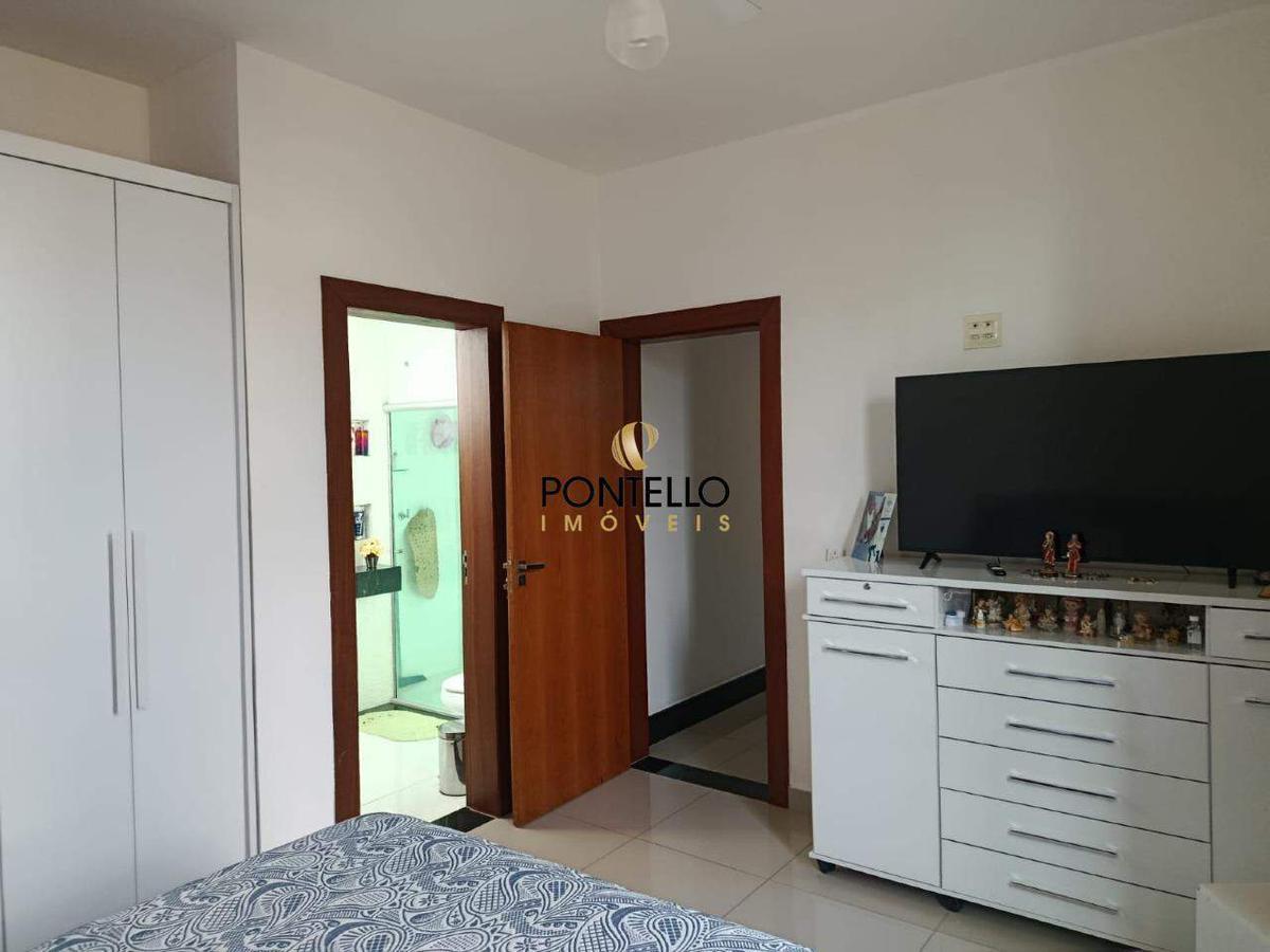 Apartamento, Iporanga, 3 Quartos, 1 Vaga, 1 Suíte