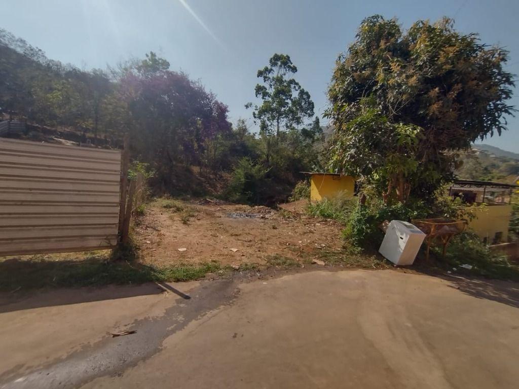 Lote, Água Férrea, 0 Quarto, 0 Vaga