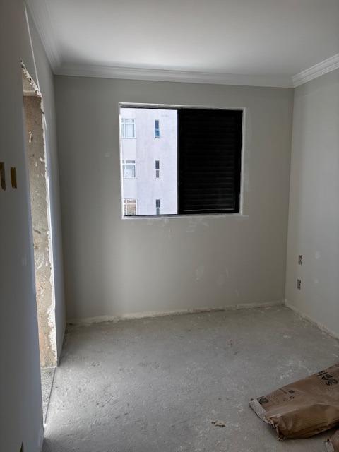 Apartamento, Sagrada Família, 2 Quartos, 2 Vagas, 2 Suítes