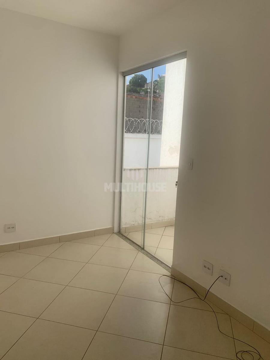 Casa, Xangri-lá, 3 Quartos, 4 Vagas, 1 Suíte