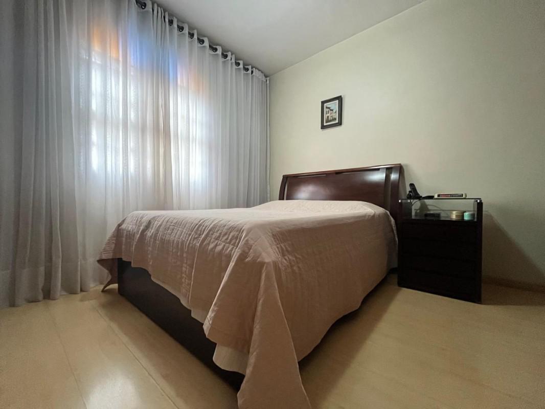 Casa, Alípio de Melo, 3 Quartos, 4 Vagas, 1 Suíte