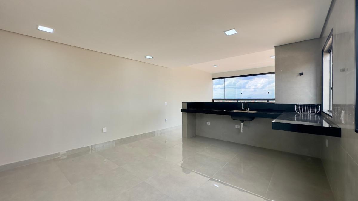 Casa, Heliópolis, 4 Quartos, 3 Vagas, 1 Suíte