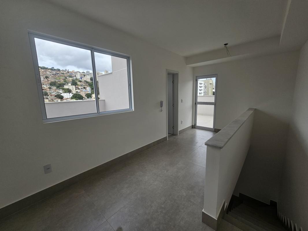 Cobertura, Santa Efigênia, 2 Quartos, 2 Vagas, 1 Suíte