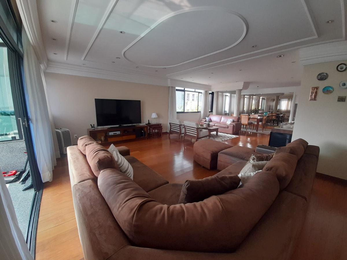 Apartamento, Funcionários, 4 Quartos, 3 Vagas, 2 Suítes