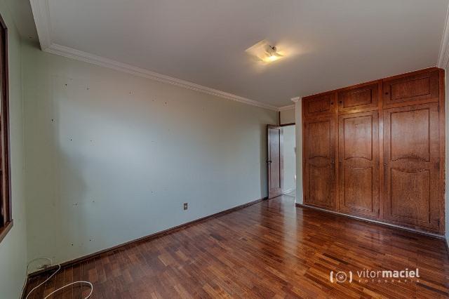 Casa, Cidade Nova, 4 Quartos, 4 Vagas, 1 Suíte