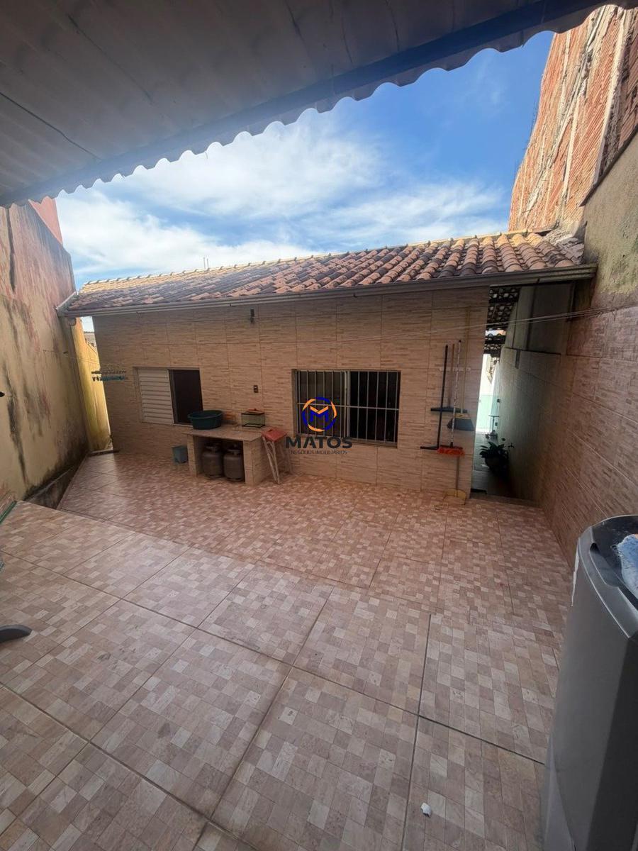 Casa, São Benedito, 2 Quartos, 5 Vagas