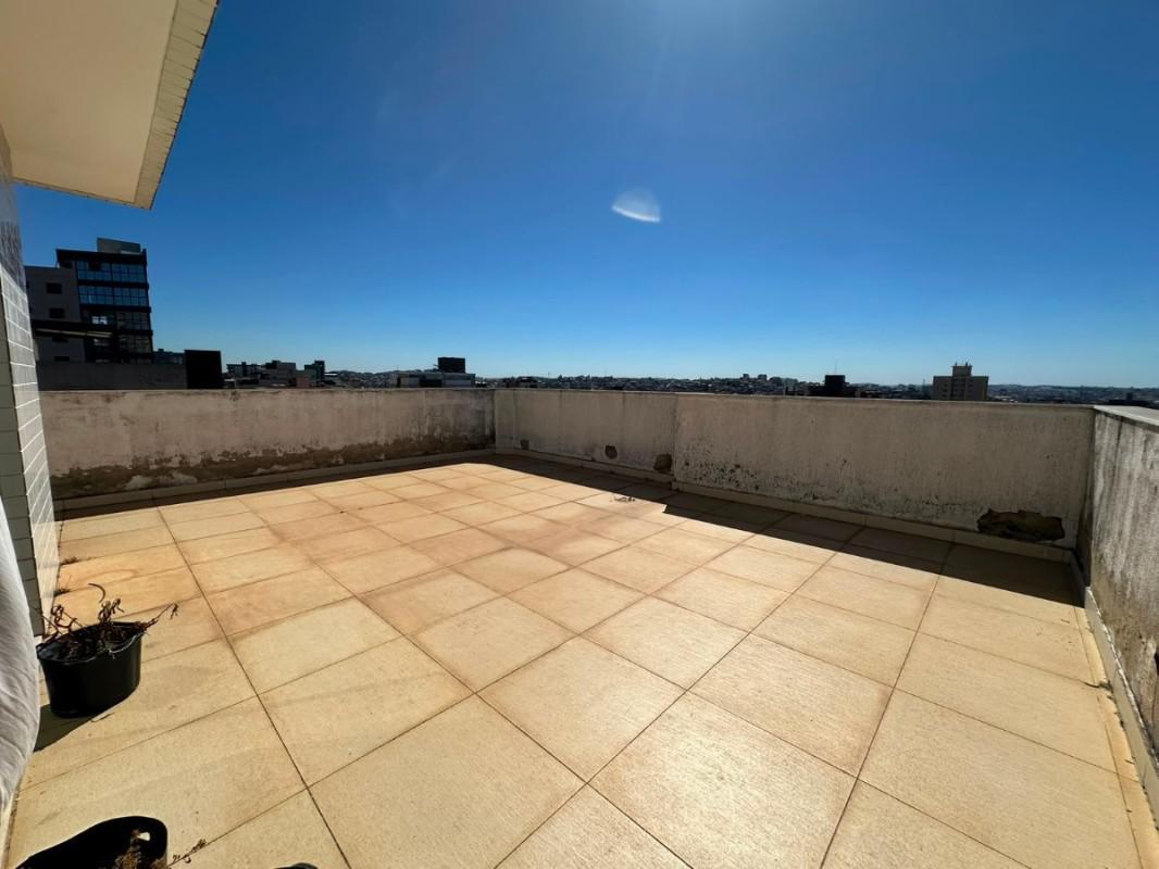 Cobertura, Barreiro, 3 Quartos, 1 Vaga, 1 Suíte