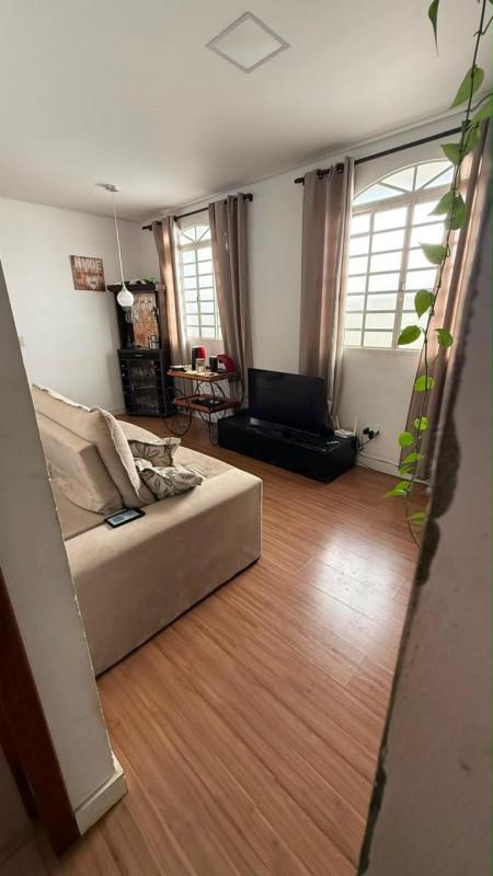 Casa, Centro, 3 Quartos, 2 Vagas, 1 Suíte
