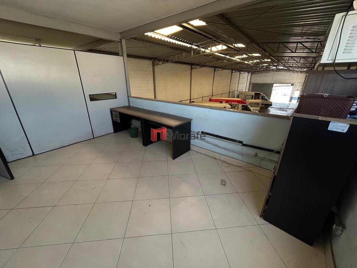 Galpão, São Francisco, 0 Quarto, 4 Vagas