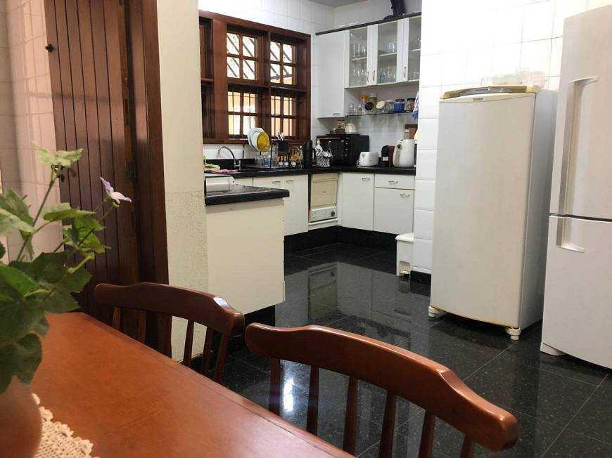 Casa, Bandeirantes (pampulha), 4 Quartos, 4 Vagas, 2 Suítes