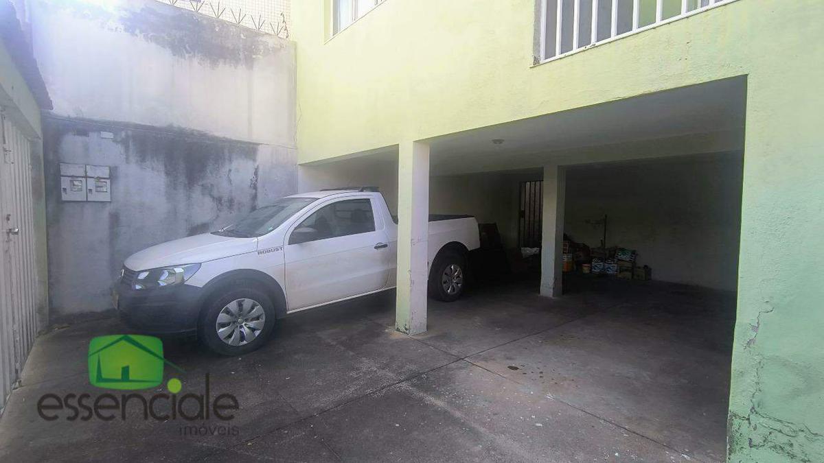 Casa, Santa Cruz Industrial, 3 Quartos, 3 Vagas, 1 Suíte