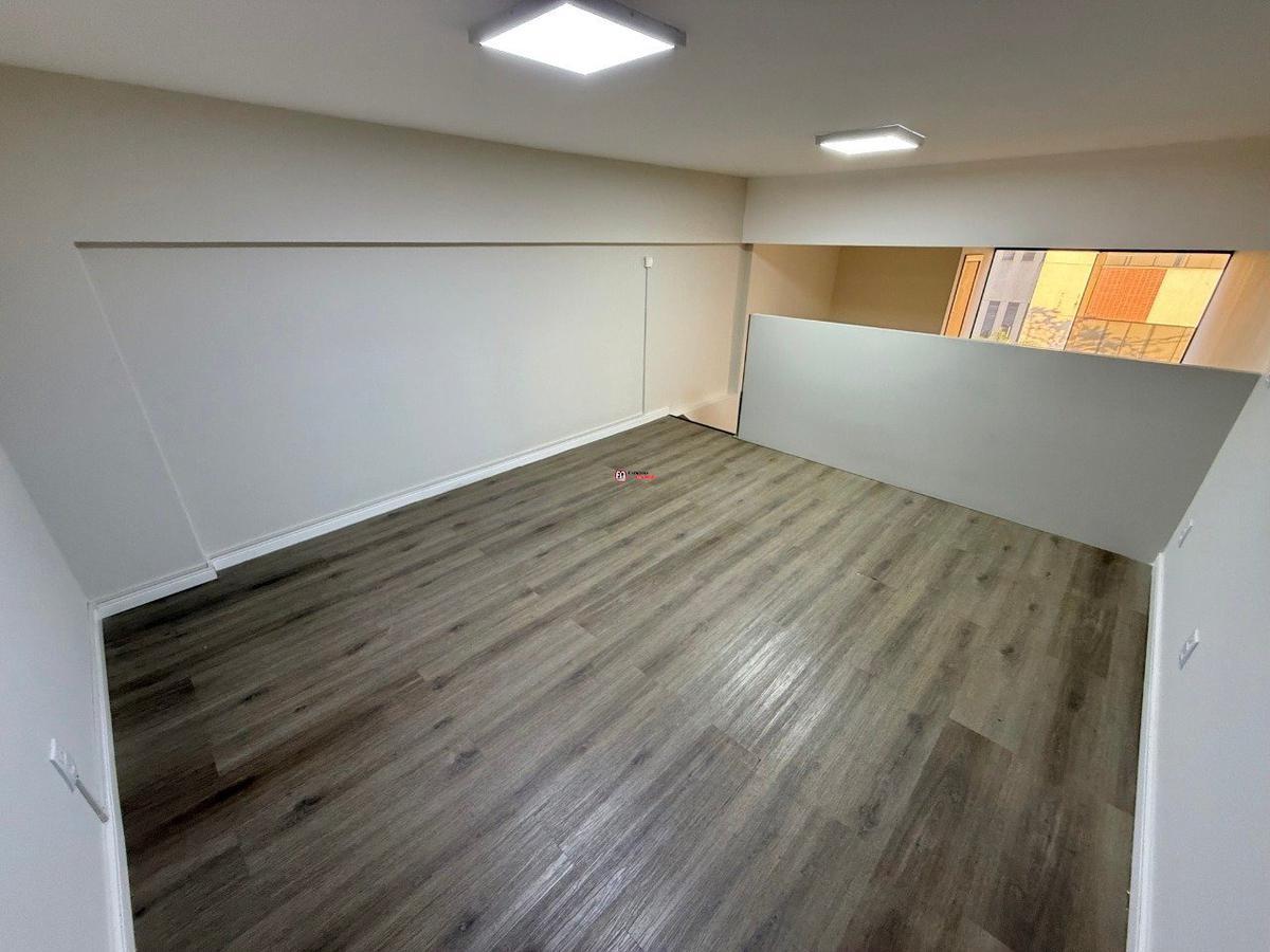 Sala, São José, 0 Quarto, 1 Vaga