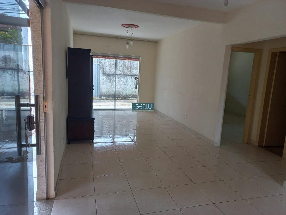Casa, Bom Retiro, 3 Quartos, 2 Vagas, 1 Suíte