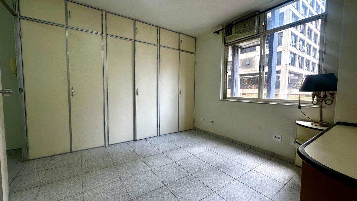 Sala, Centro, 0 Quarto, 0 Vaga