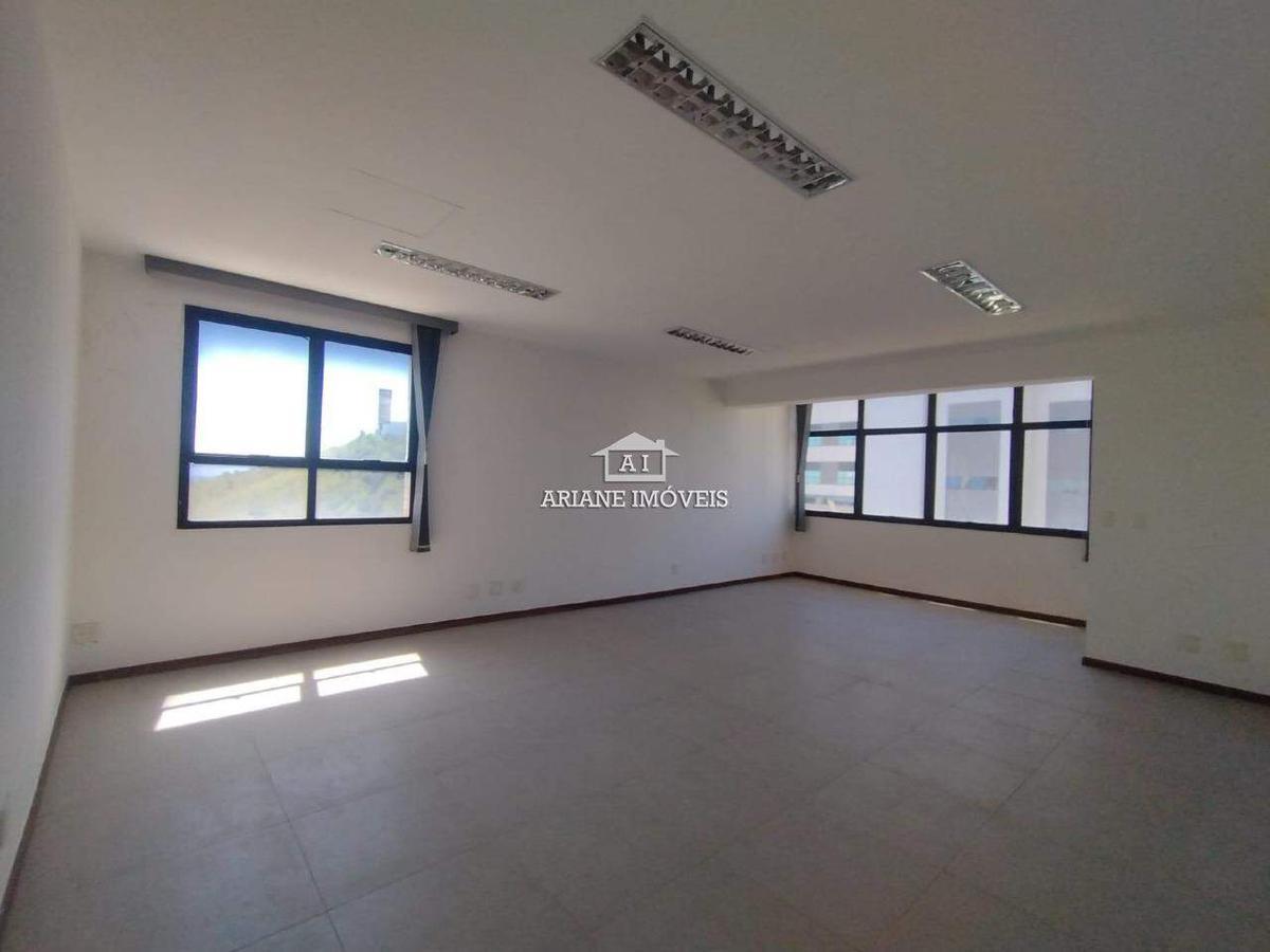 Andar, Estoril, 0 Quarto, 5 Vagas