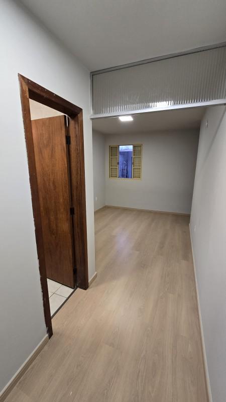 Casa, Castelo, 4 Quartos, 2 Vagas, 1 Suíte