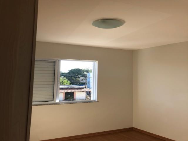 Apartamento, Sagrada Família, 2 Quartos, 2 Vagas, 1 Suíte