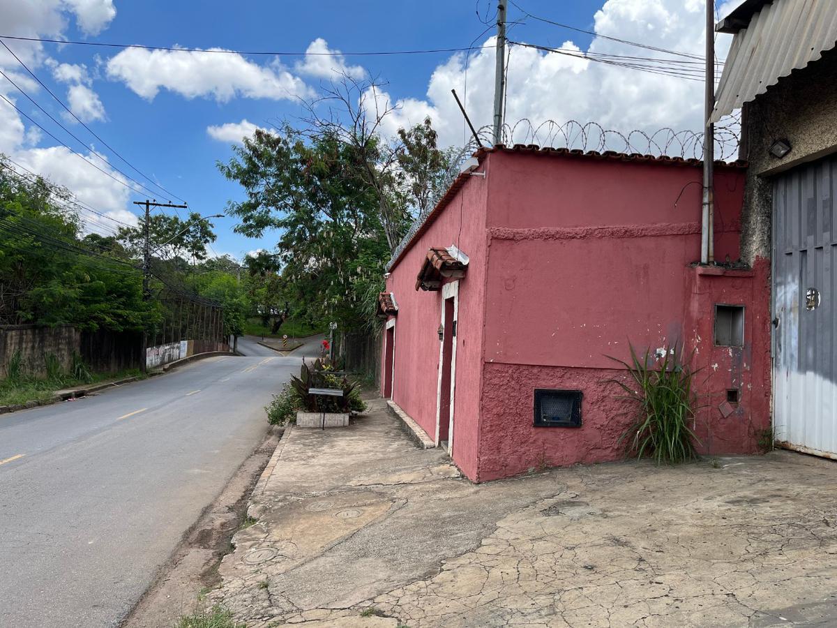 Galpão, Camargos, 0 Quarto, 0 Vaga