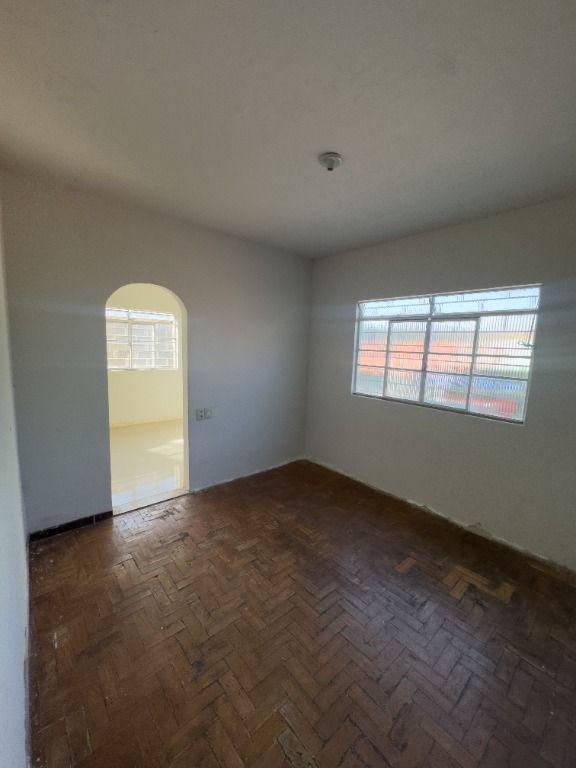 Casa, Itacolomi, 3 Quartos, 2 Vagas, 1 Suíte