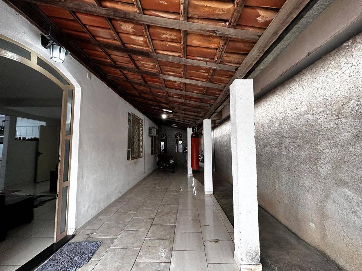 Casa, Floresta, 3 Quartos, 0 Vaga, 1 Suíte