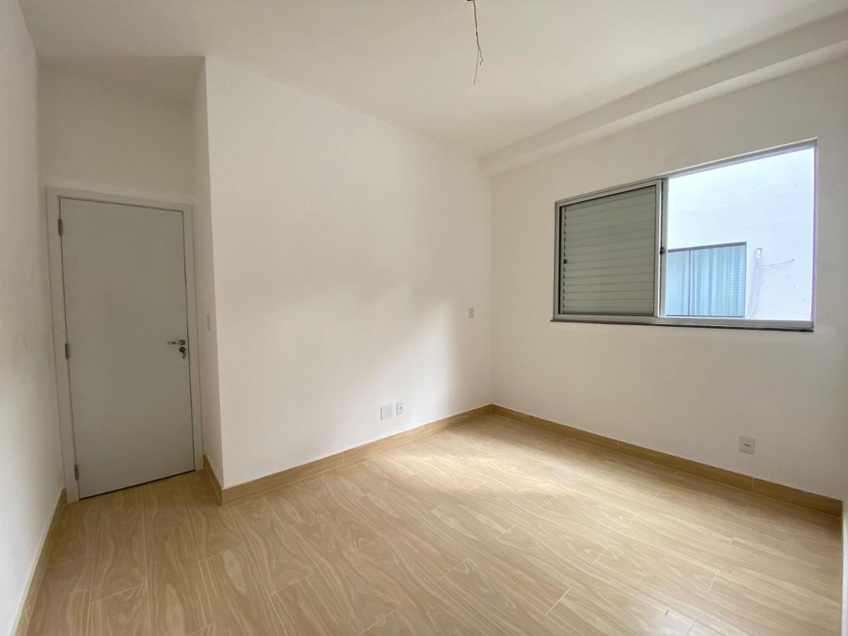 Casa, Vale das Orquídeas, 3 Quartos, 2 Vagas, 1 Suíte