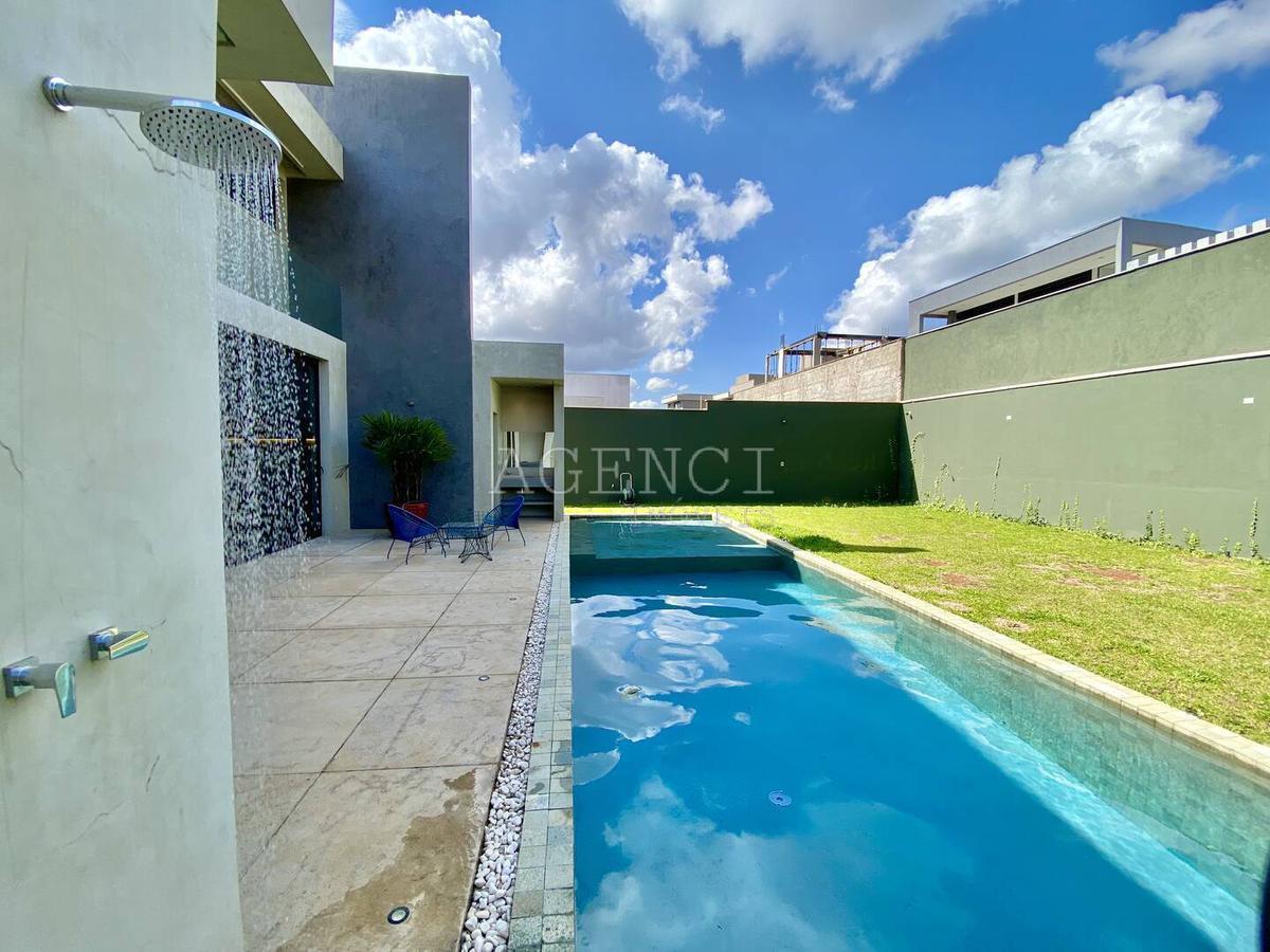 Casa, Alphaville - Lagoa dos Ingleses, 4 Quartos, 0 Vaga, 4 Suítes