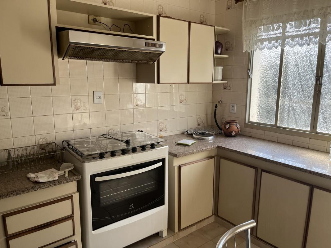 Casa, Várzea, 4 Quartos, 5 Vagas, 1 Suíte