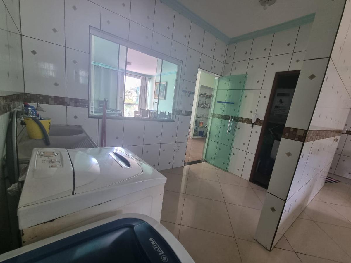 Casa, Palmeiras, 3 Quartos, 5 Vagas, 1 Suíte