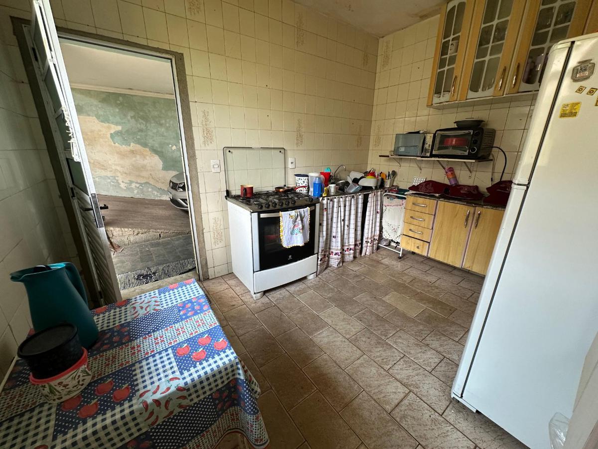 Casa, Santa Rosa, 4 Quartos, 8 Vagas, 2 Suítes