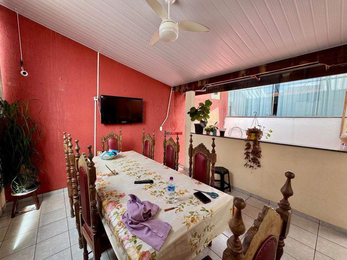 Casa, Diamante, 4 Quartos, 2 Vagas, 1 Suíte