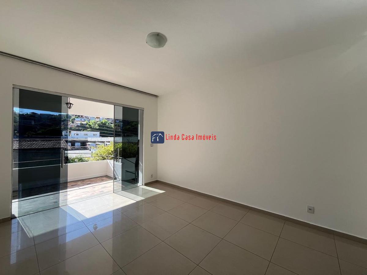 Casa Comercial, Carlos Prates, 4 Quartos, 2 Vagas, 1 Suíte
