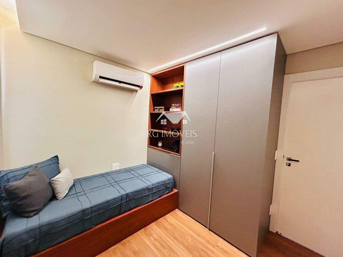 Apartamento, Barreiro, 3 Quartos, 2 Vagas, 1 Suíte