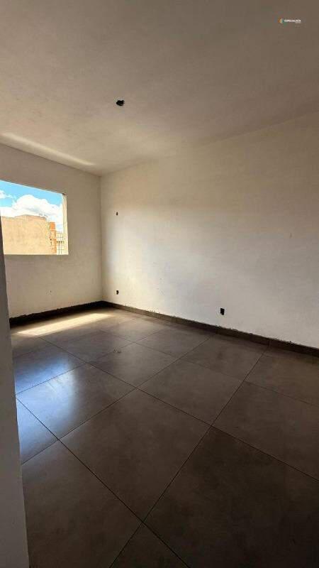 Casa, Novo Centro, 0 Quarto, 0 Vaga