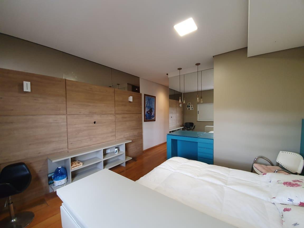 Casa, Jardim Riacho das Pedras, 4 Quartos, 6 Vagas, 3 Suítes