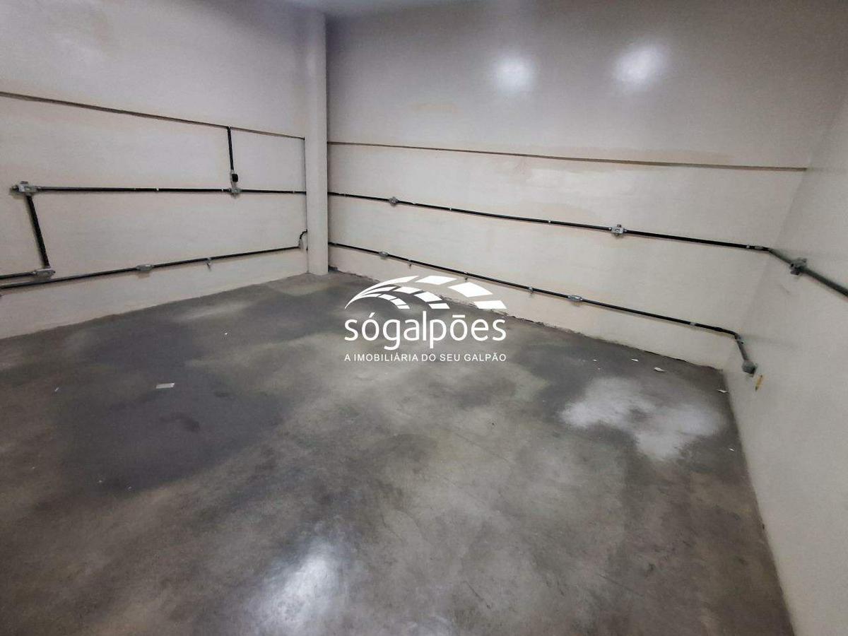 Galpão, São Francisco, 4 Vagas