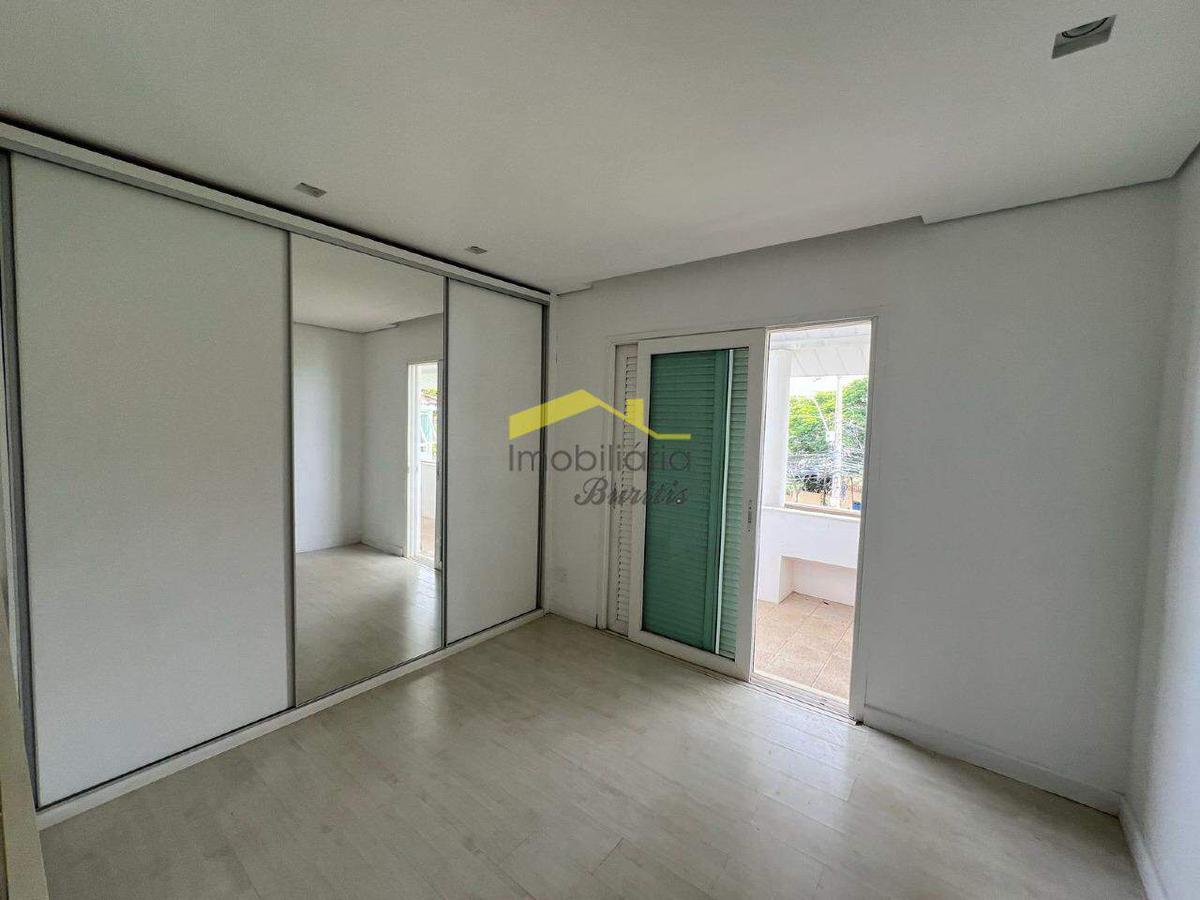 Casa, Estoril, 3 Quartos, 6 Vagas, 1 Suíte