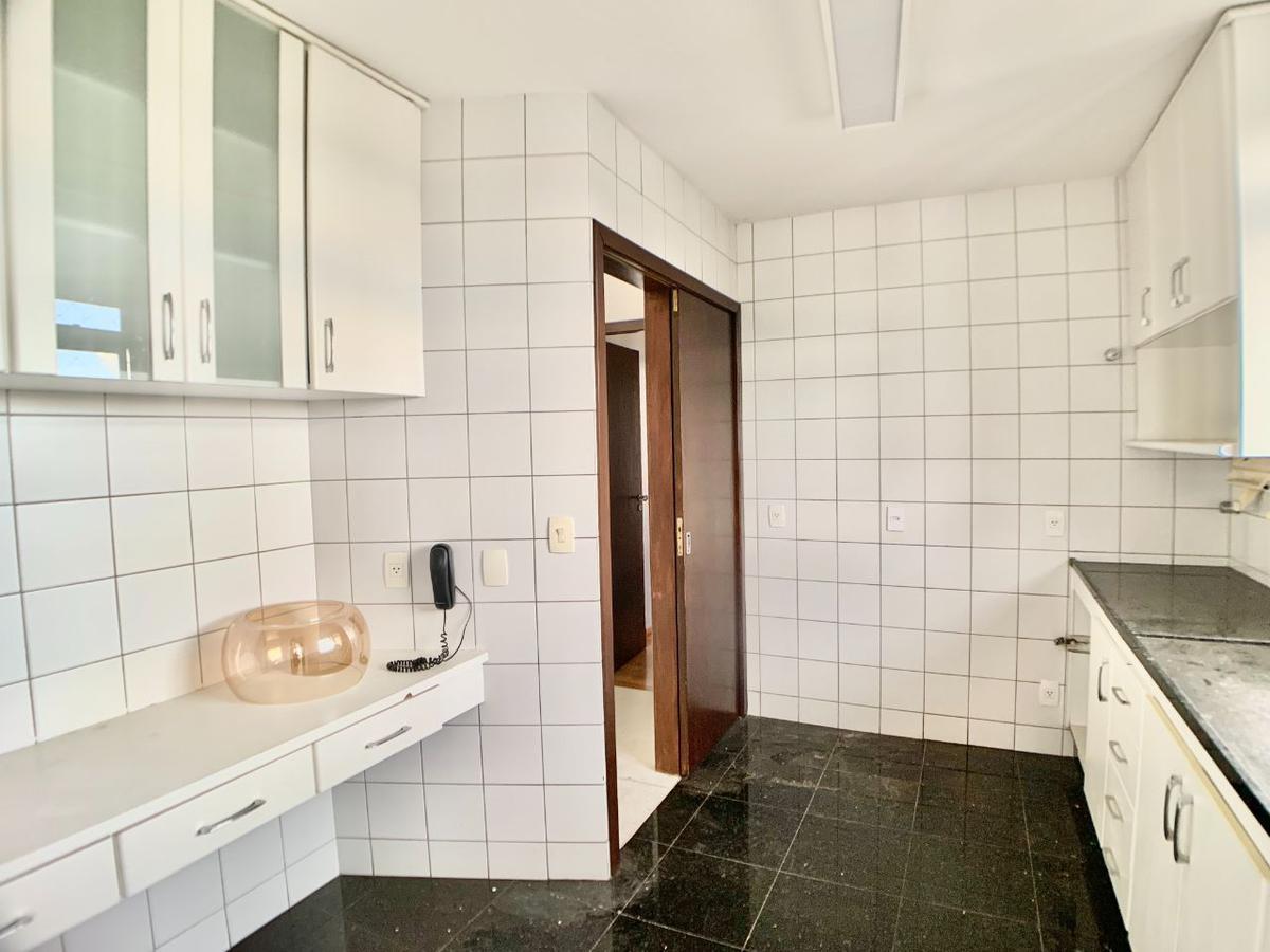 Apartamento, Funcionários, 3 Quartos, 2 Vagas, 1 Suíte