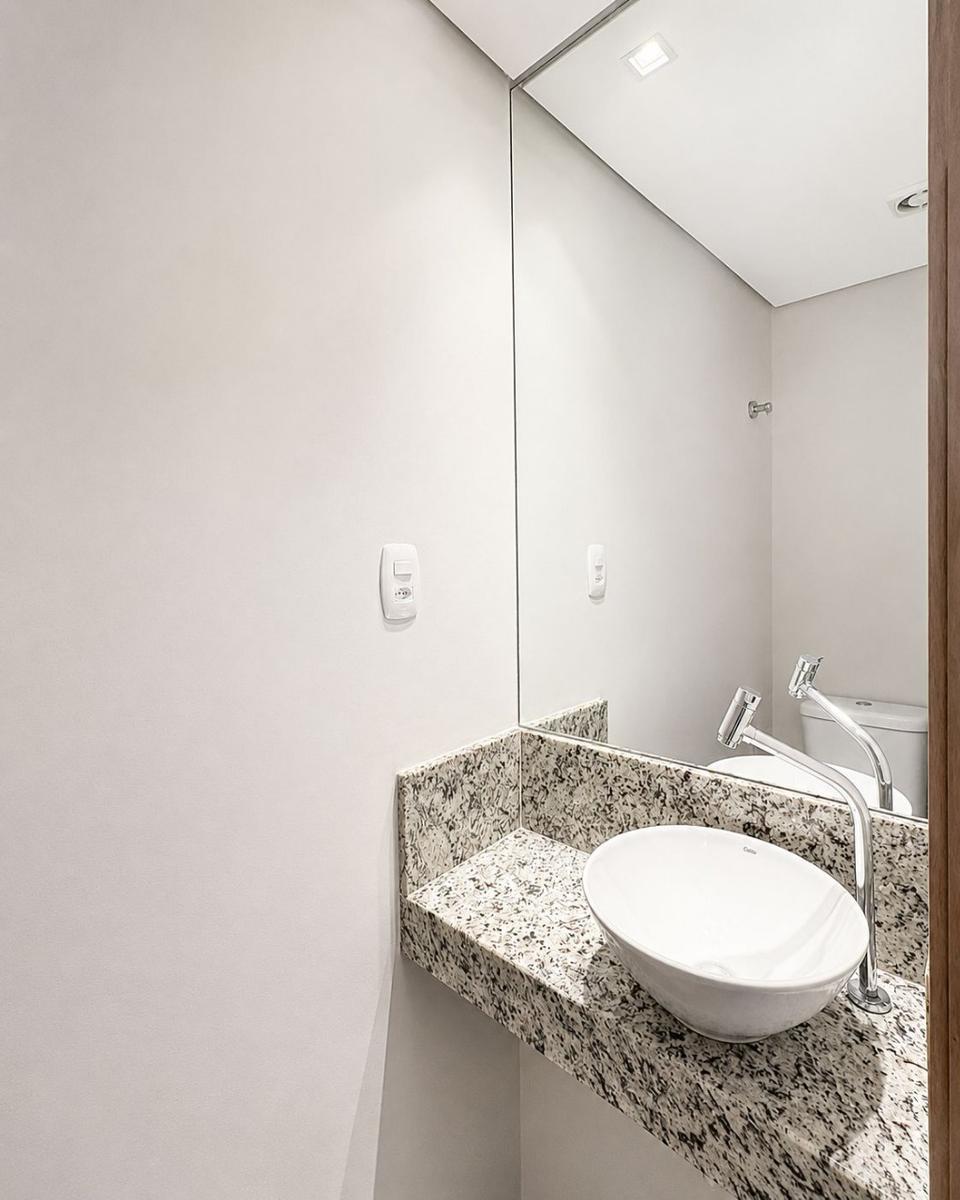 Apartamento, Serra, 2 Quartos, 2 Vagas, 1 Suíte