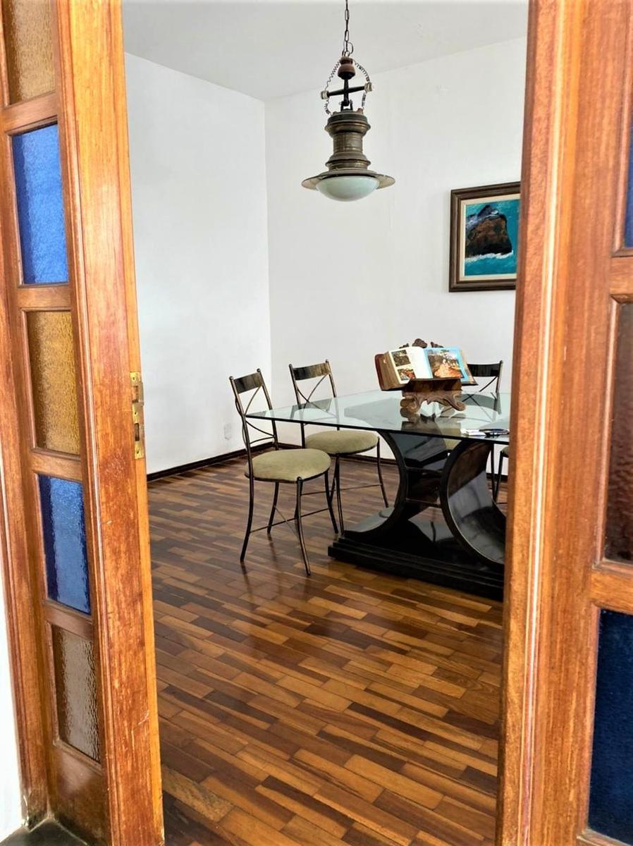 Casa, Sagrada Família, 3 Quartos, 5 Vagas, 1 Suíte