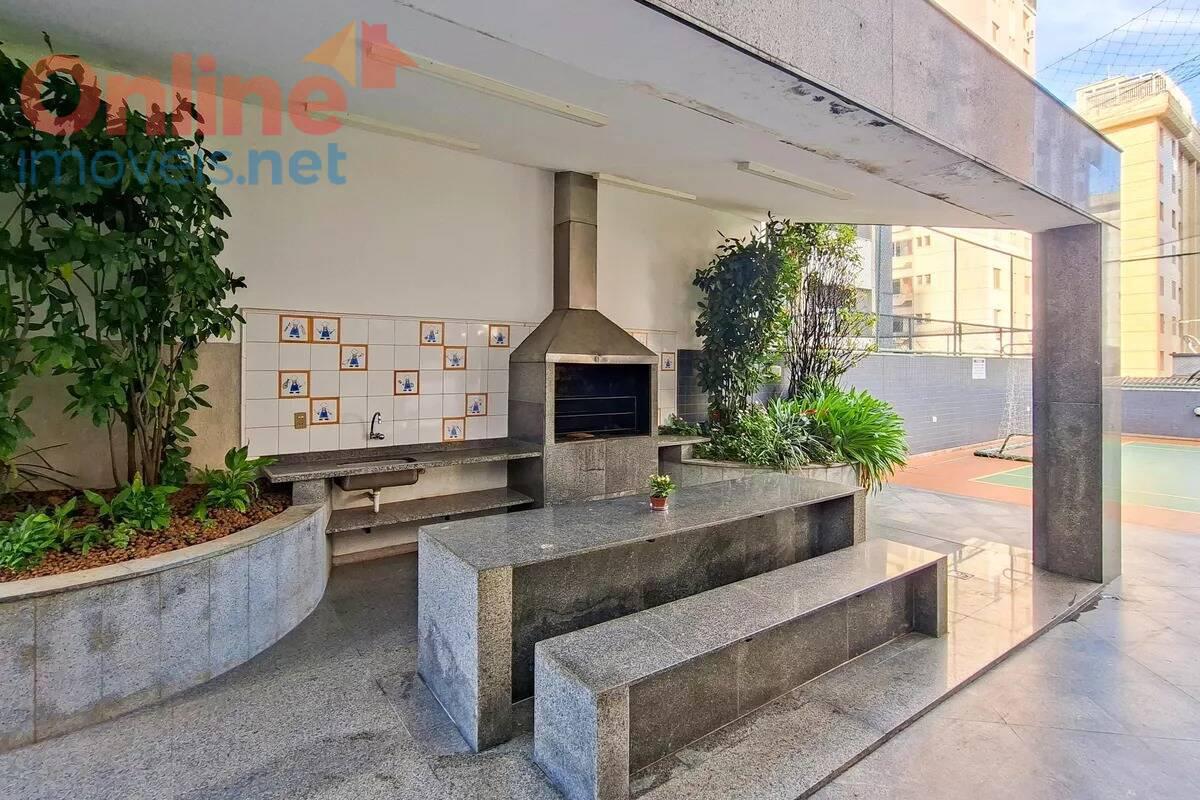 Apartamento, Funcionários, 4 Quartos, 0 Vaga, 1 Suíte