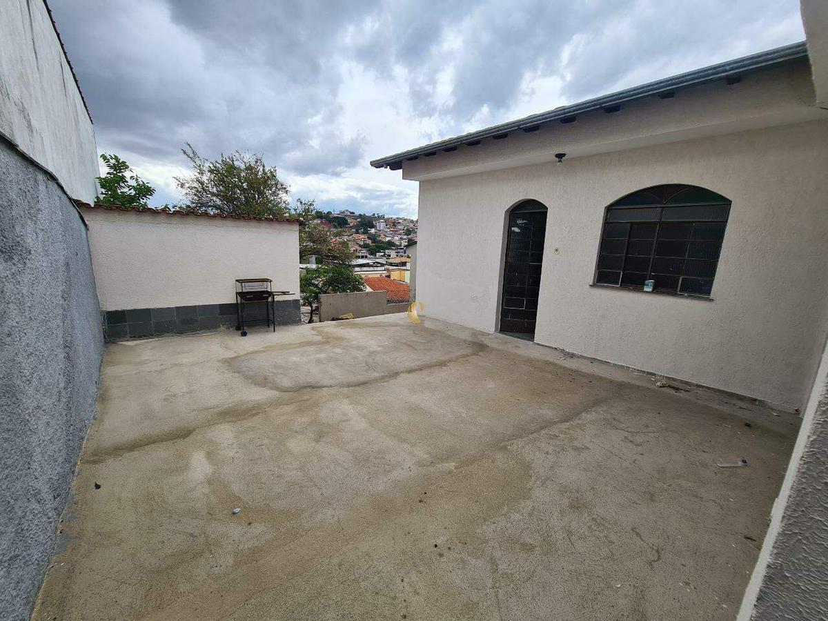 Casa, Aparecida, 4 Quartos, 3 Vagas, 1 Suíte