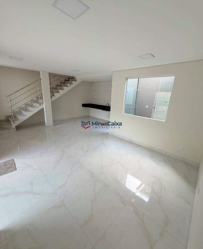 Casa, Córrego Novo, 3 Quartos, 2 Vagas, 1 Suíte