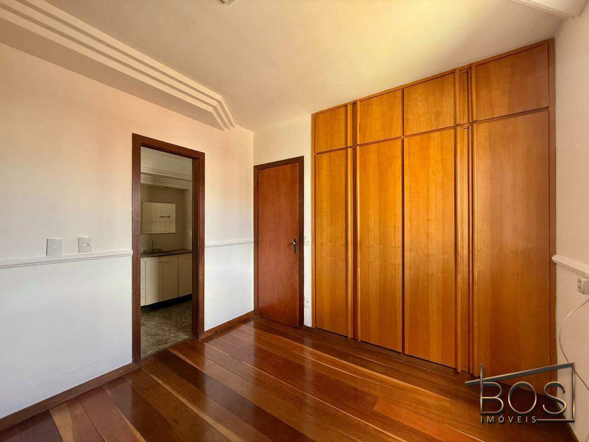 Apartamento, Colégio Batista, 4 Quartos, 2 Vagas, 1 Suíte
